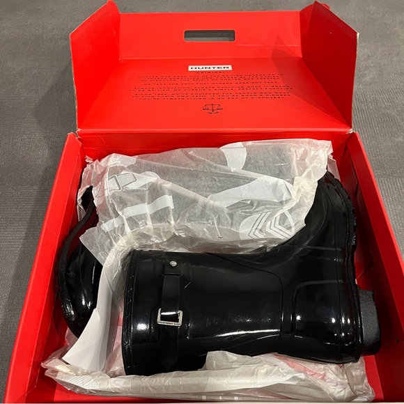 Hunter Black Patent Leather Short Rain Boots Size 9 - Picture 4 of 5